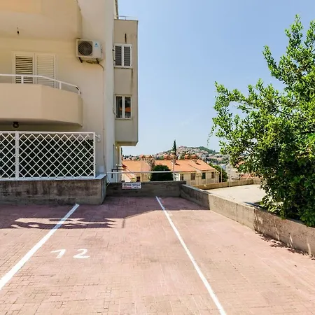 Antej - One Bedroom With Terrace And City View *